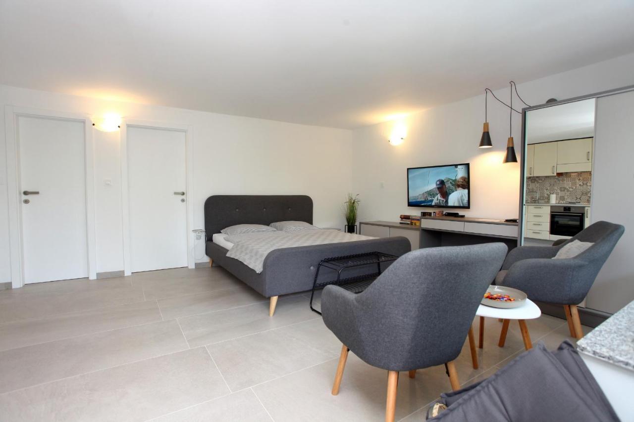 Modern Apartment Parenzana Izma 포르토로즈 외부 사진
